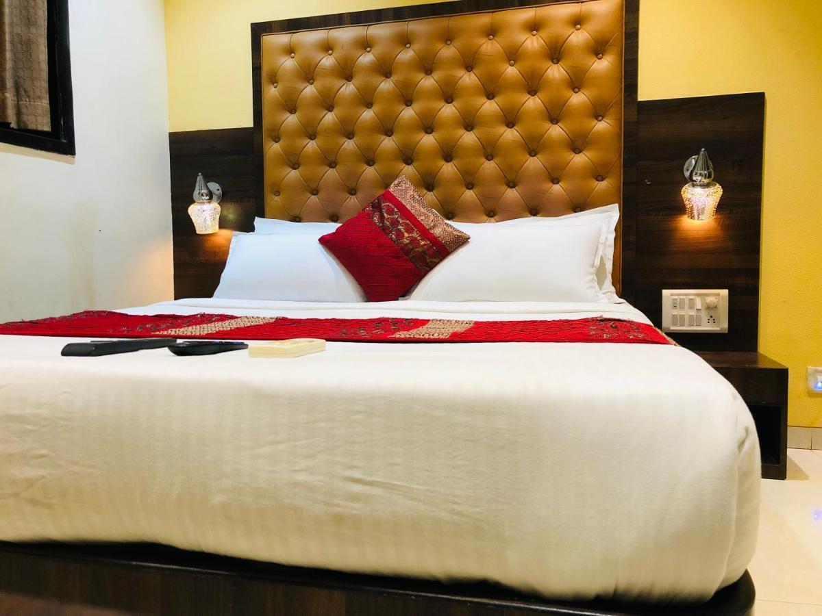 Hotel New Silver Elite Mumbai  Buitenkant foto